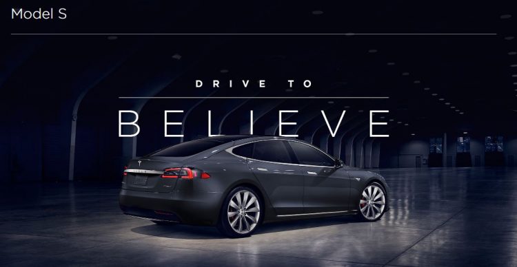 Tesla continue de tout miser sur la vision et retire les capteurs